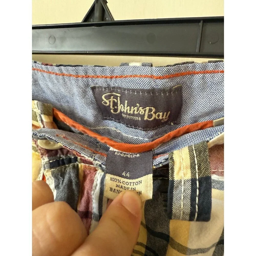 St. John’s Bay men’s size 44 plaid shorts